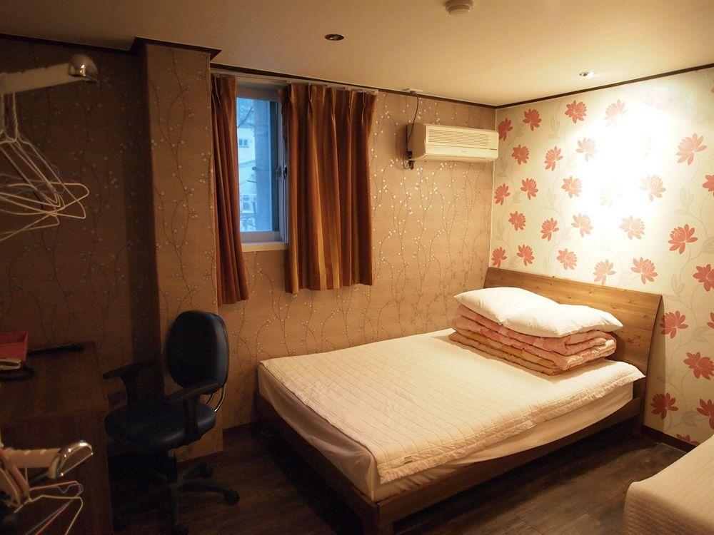 Shinchon Guest House Seul Exterior foto