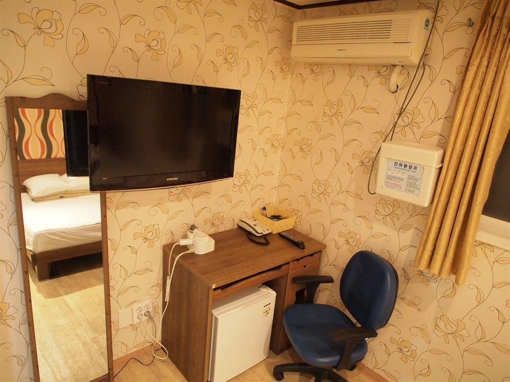 Shinchon Guest House Seul Exterior foto